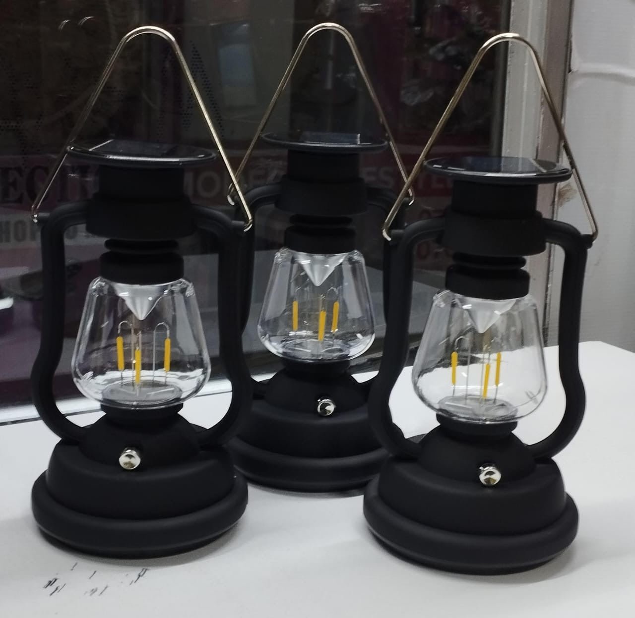 Solar/Rechargeable Lantern Lamp - Enkaji Households