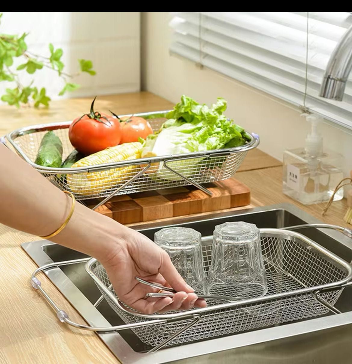 Stainless Steel Expandable Over - The - Sink Colander - Enkaji Households